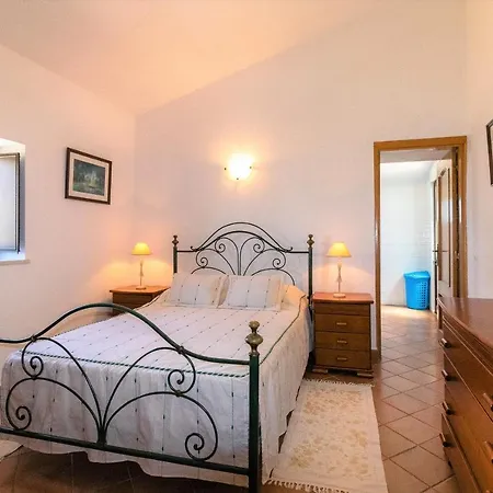 Casa Das Pedrinhas By Alzira Holiday home
