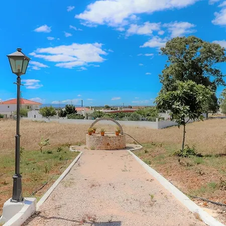 Casa Das Pedrinhas By Alzira Hébergement de vacances