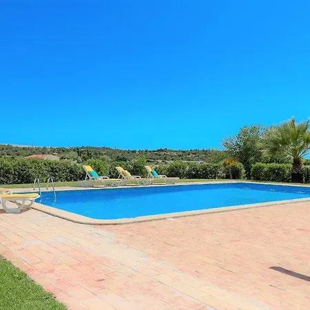 Casa Das Pedrinhas By Alzira Holiday home
